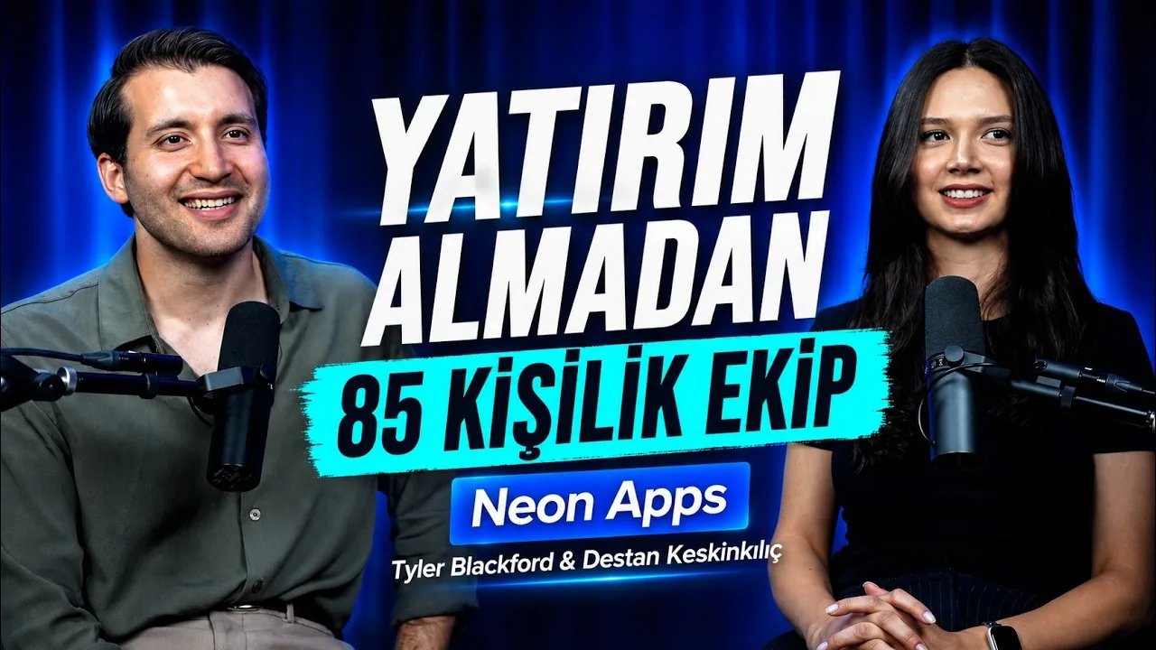 Tyler Blackford and Destan Keskinkılıç in the E-Girişim studio